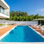 Villa Eleven *