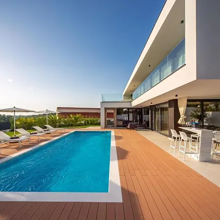 Villa Eleven